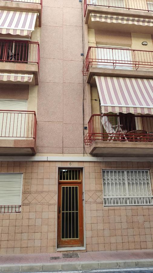 Sunny Apartment Near The Beach سانتا بولا المظهر الخارجي الصورة