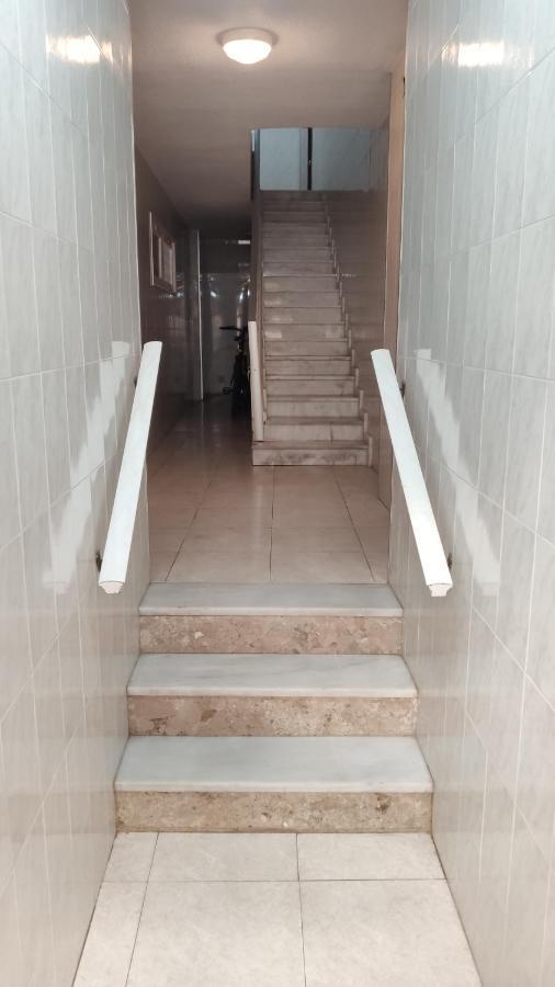 Sunny Apartment Near The Beach سانتا بولا المظهر الخارجي الصورة