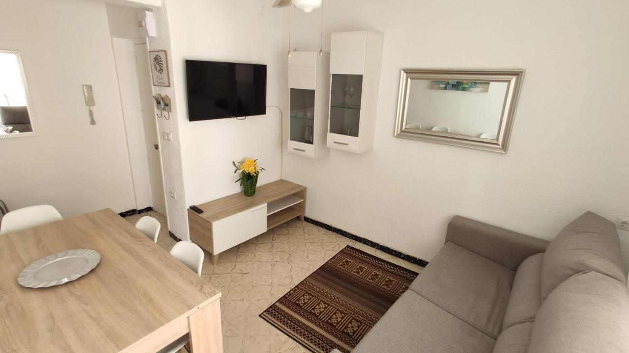 Sunny Apartment Near The Beach سانتا بولا المظهر الخارجي الصورة