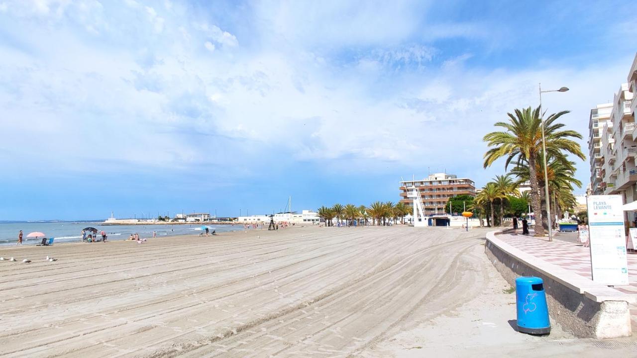 Sunny Apartment Near The Beach سانتا بولا المظهر الخارجي الصورة
