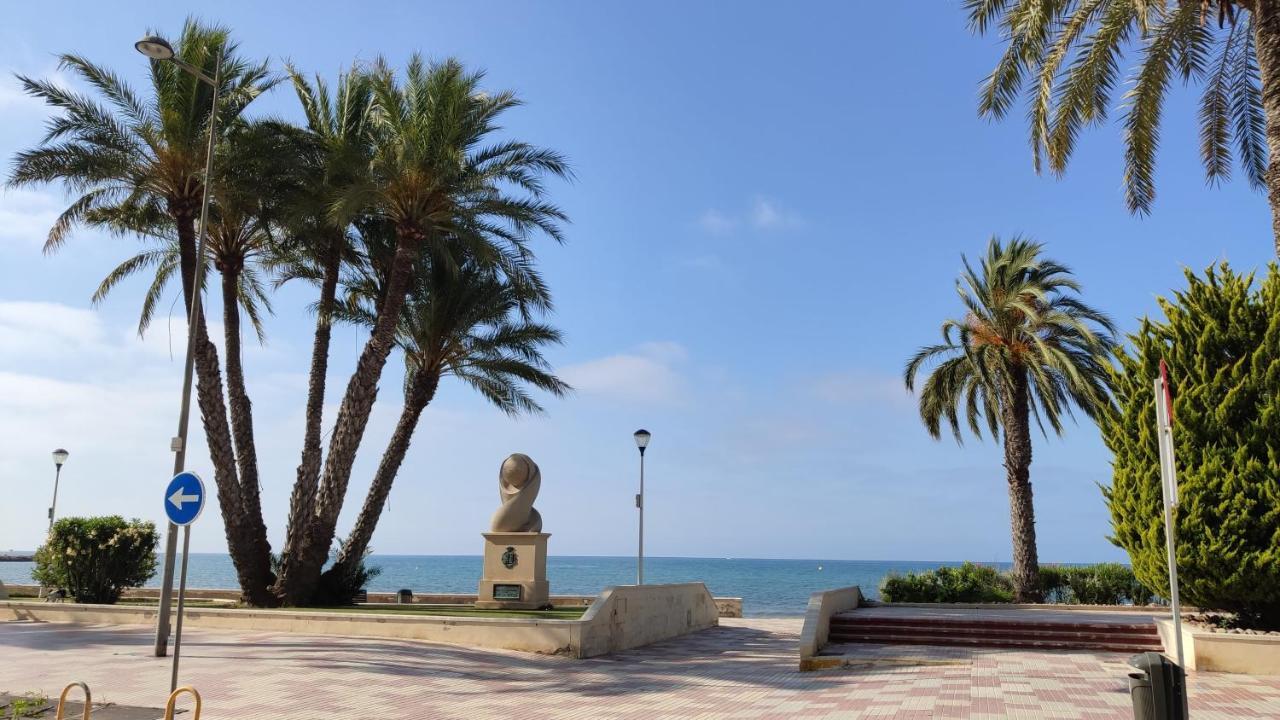 Sunny Apartment Near The Beach سانتا بولا المظهر الخارجي الصورة